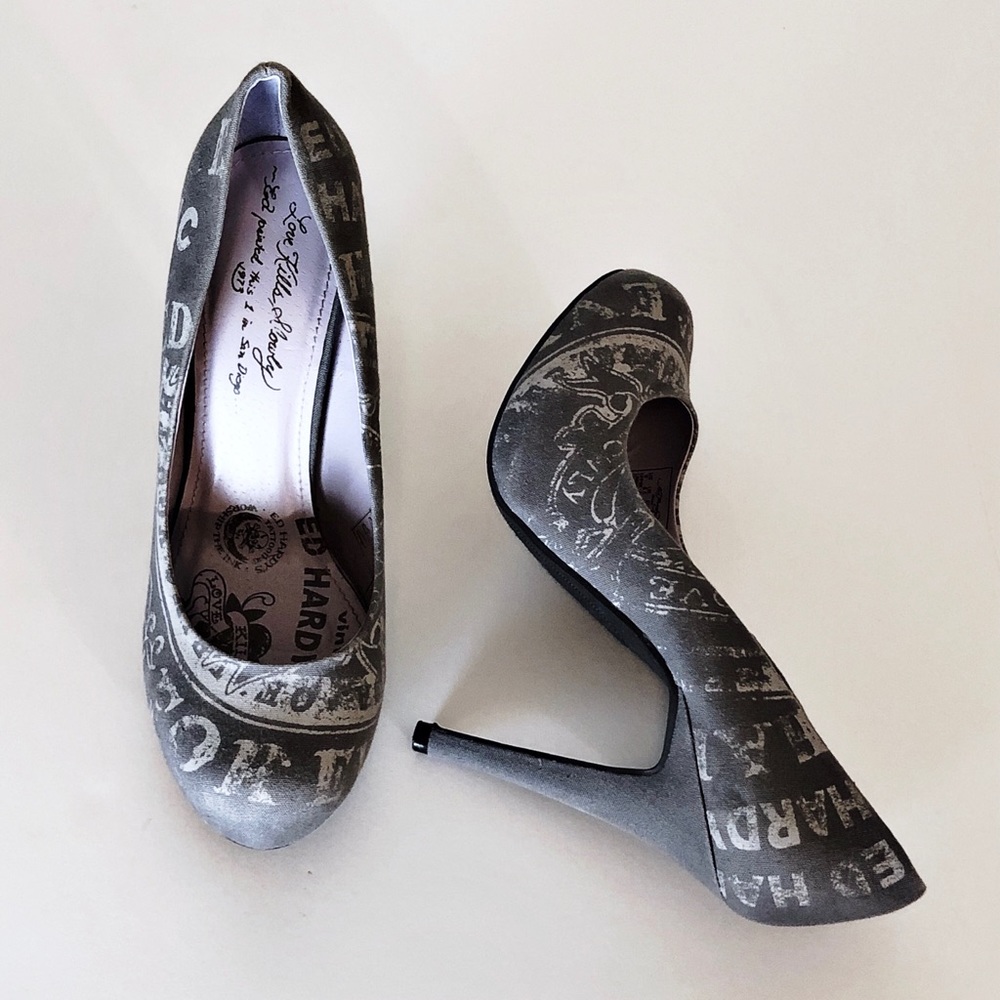 Ed Hardy Love Kills Slowly Classic Canvas Pump Sz9